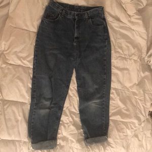 Vintage High Waisted Jeans
